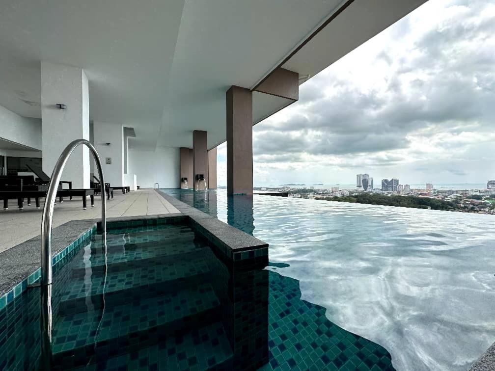 The Apple Premier Condo Three Bedroom In Melaka Ngoại thất bức ảnh
